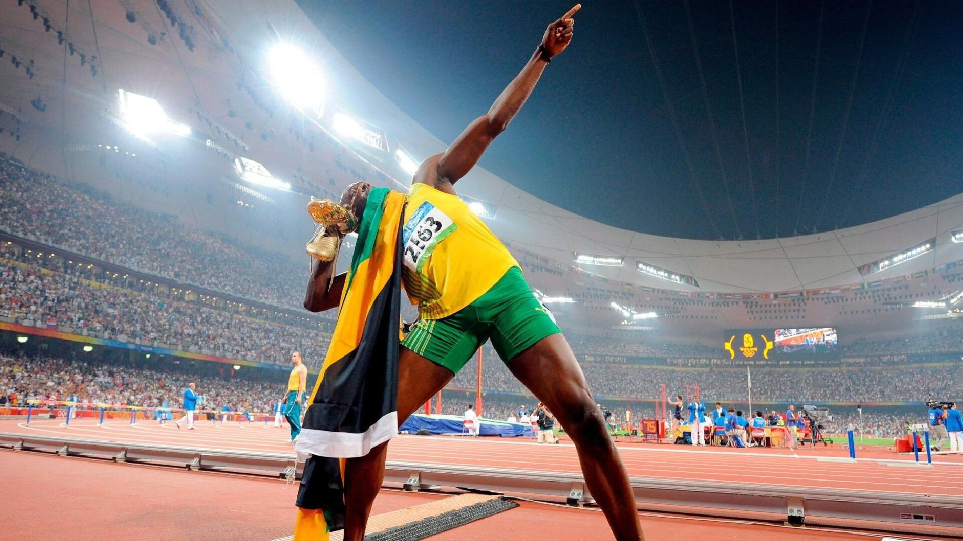 NBA常规赛创纪录之夜 库里命中13记三分打破个人单场纪录